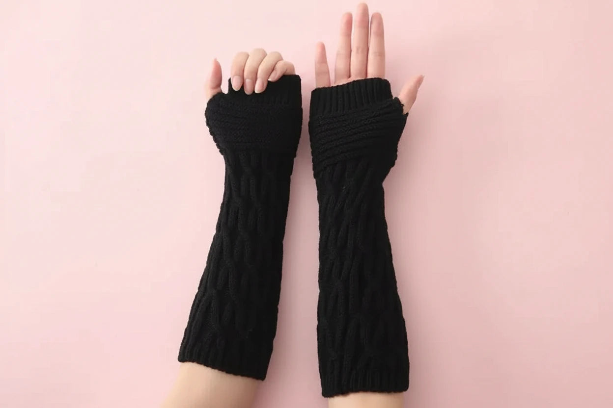 Knitted Fingerless Gloves | Wicker & Bloom